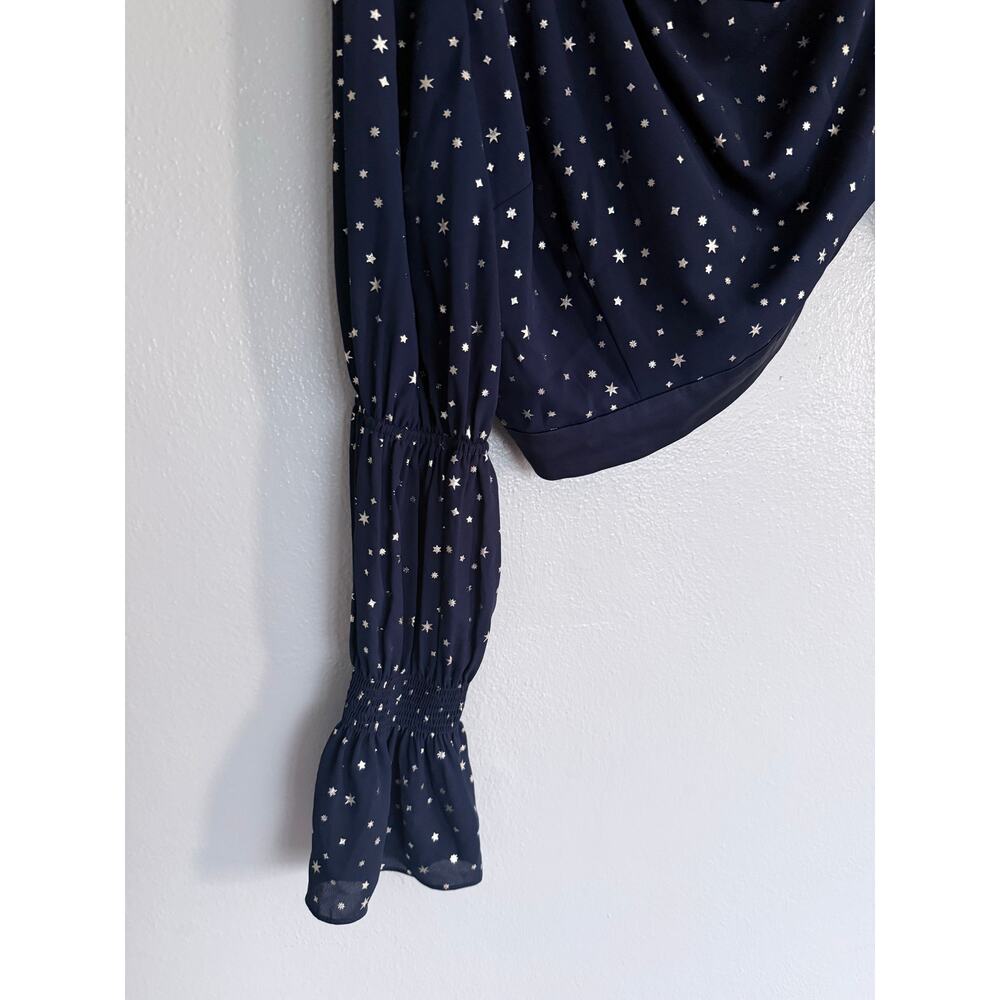 BEBE new dark navy blue gold metallic stars one shoulder Grace tiered crop top - Picture 4 of 6